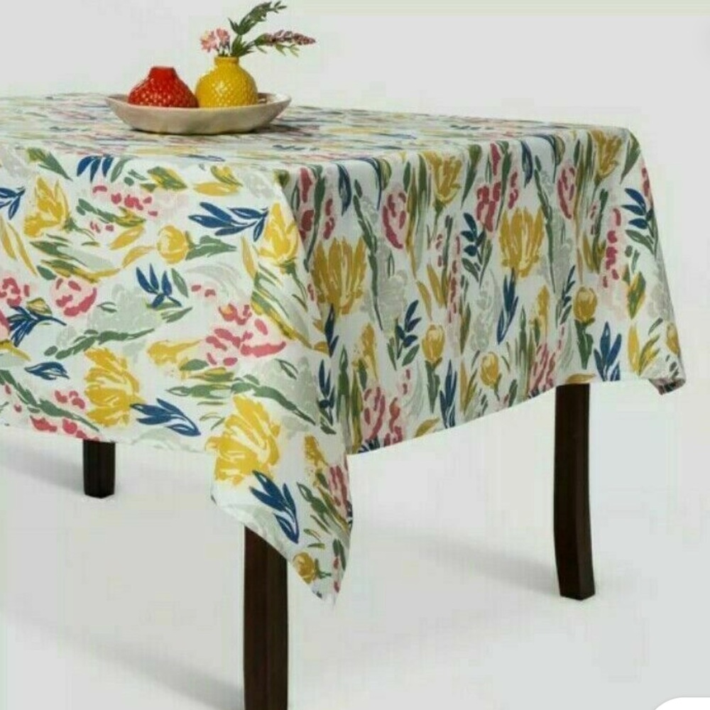 NWT Opalhouse Floral Tablecloth with Multicolor Design